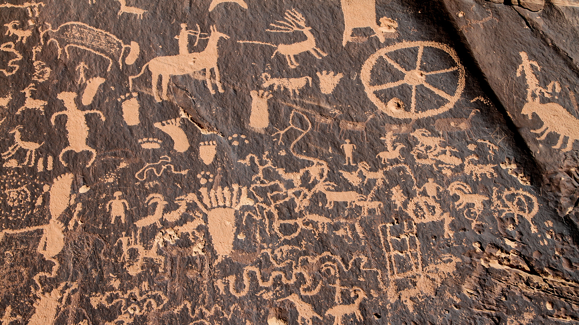 Petroglyphs at Newspaper Rock State Historical Monument